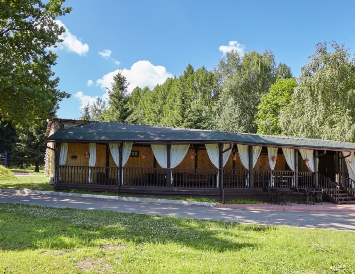 Летняя веранда - Парк-отель ZVENIGOROD / Звенигород Летняя веранда - Парк-отель ZVENIGOROD / Звенигород
